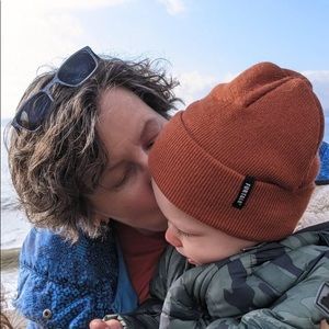 Meet your Posher, Hilary